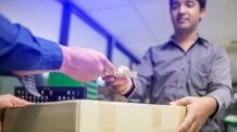 O Que É Cash on Delivery e Como Funciona? Guia Completo para Compradores e Vendedores.